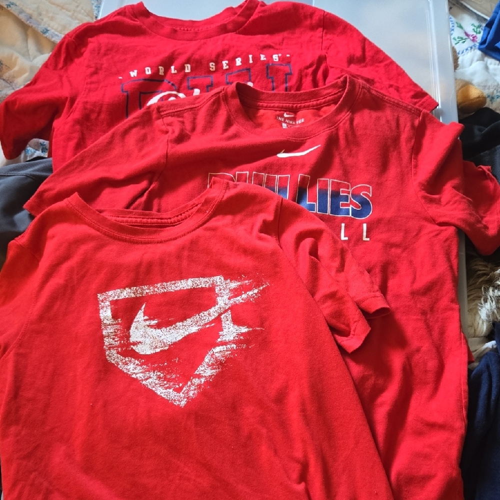 Nike Kids Red Logo T-Shirt